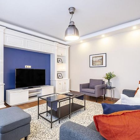 Апартаменты Captivating Flat With Balcony Near Besiktas Pier Стамбул Экстерьер фото