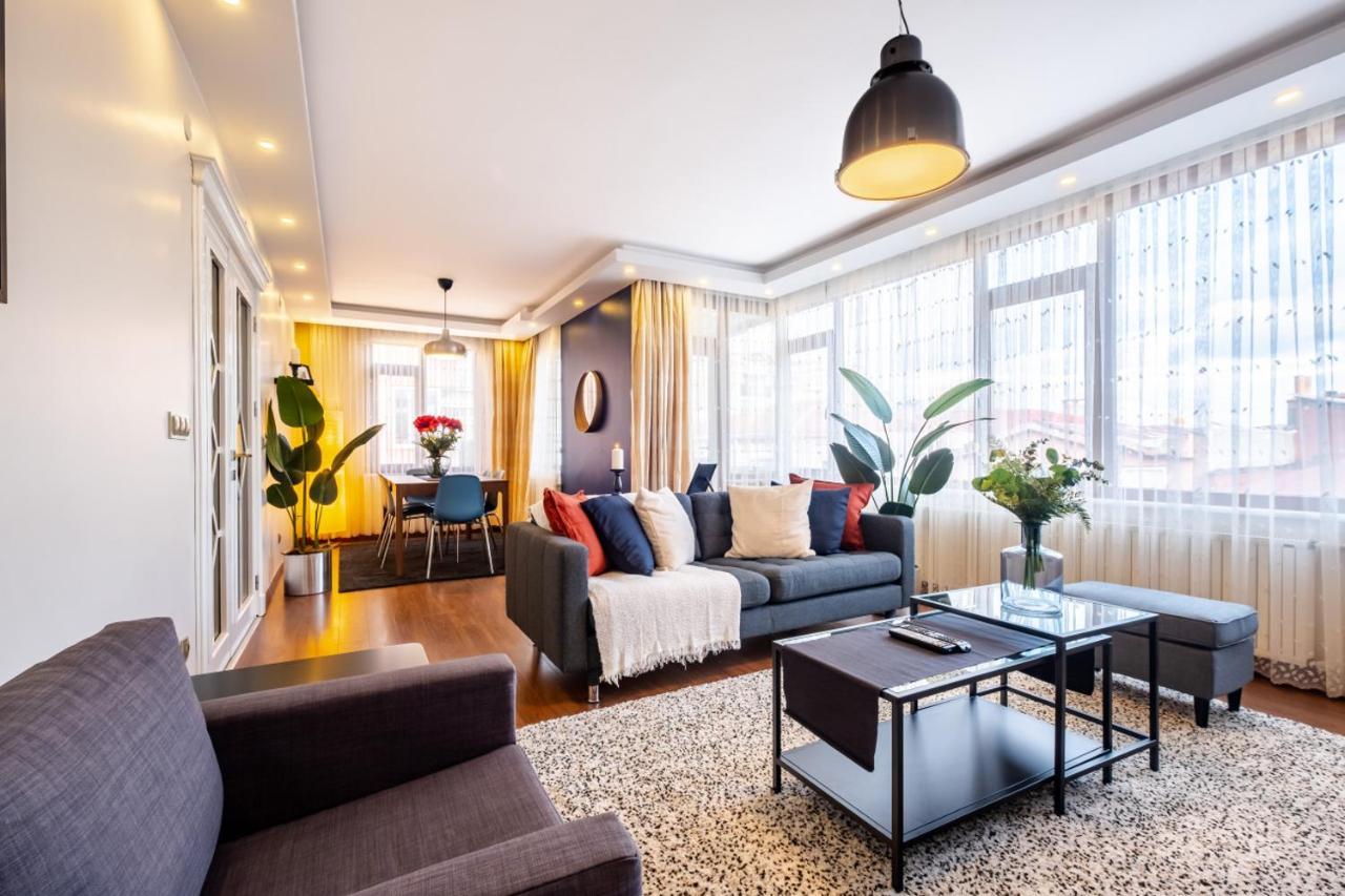 Апартаменты Captivating Flat With Balcony Near Besiktas Pier Стамбул Экстерьер фото
